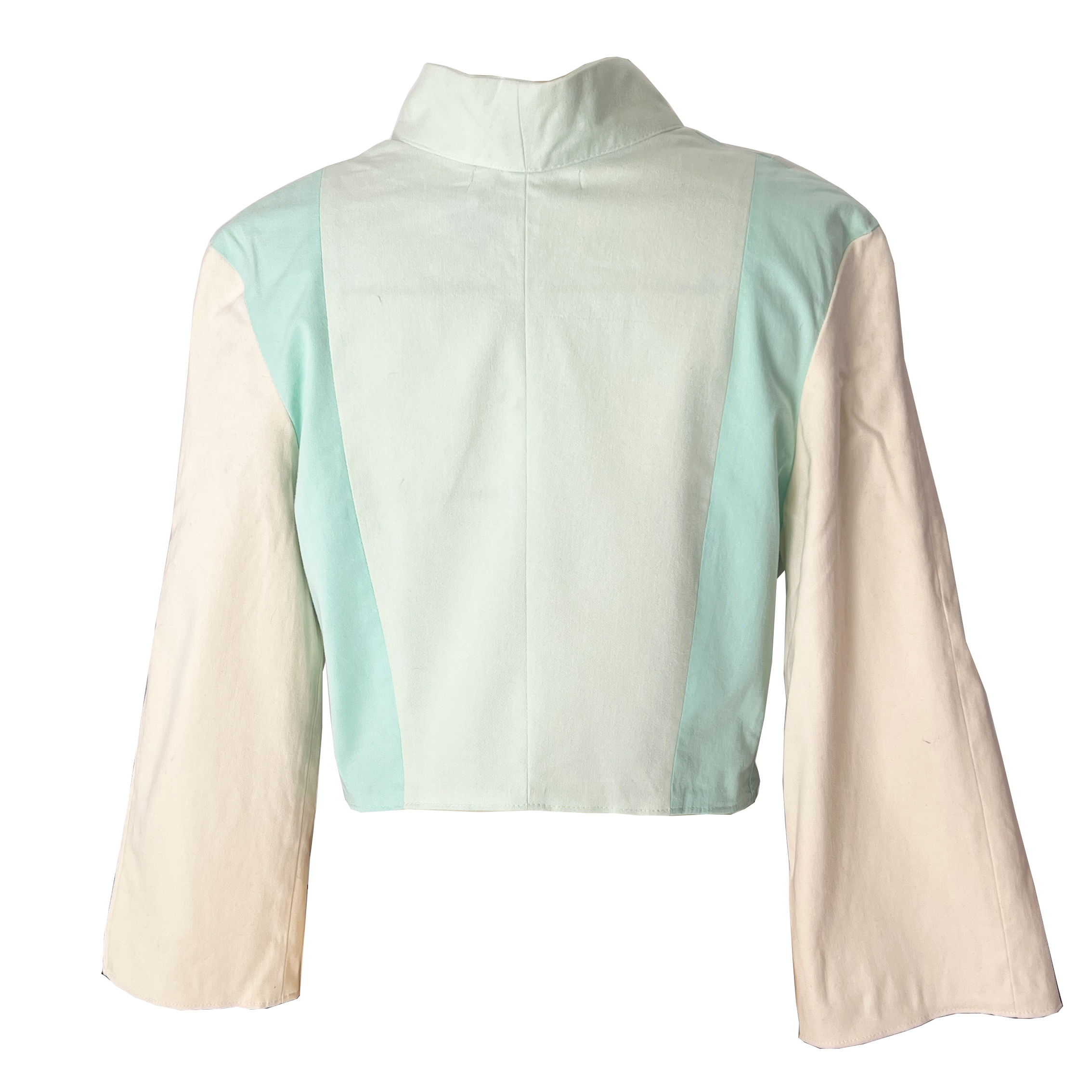 Veste couleur pastel en vert et blanc avec un col original en upcycling, patron à coudre facile de Specimen Studi0